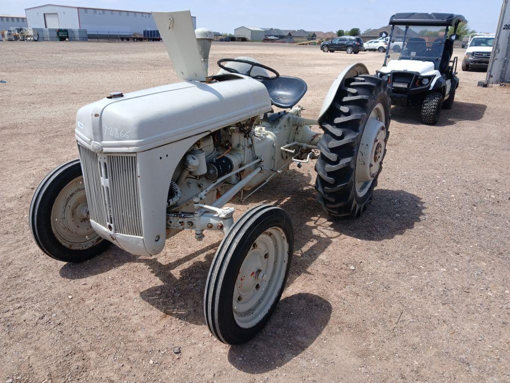1942  Ford  Tractor