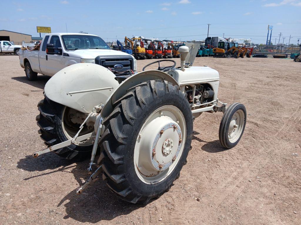 1942  Ford  Tractor