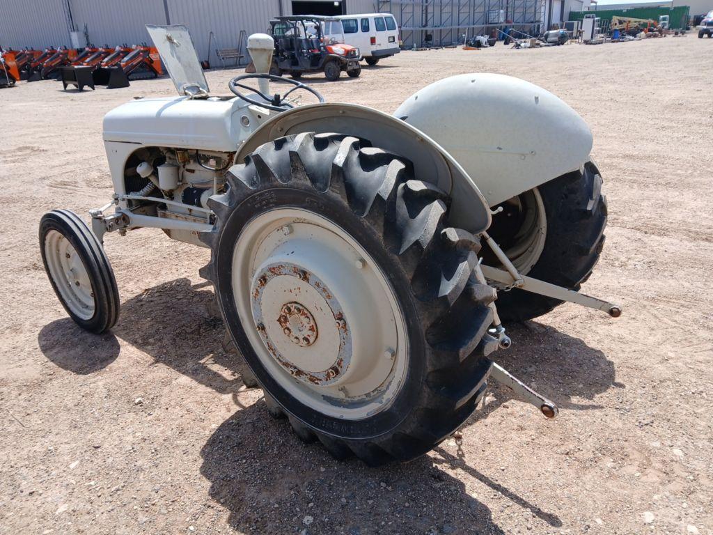 1942  Ford  Tractor