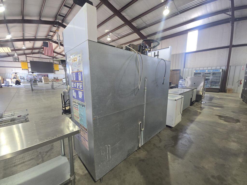 Master-Bilt Freezer