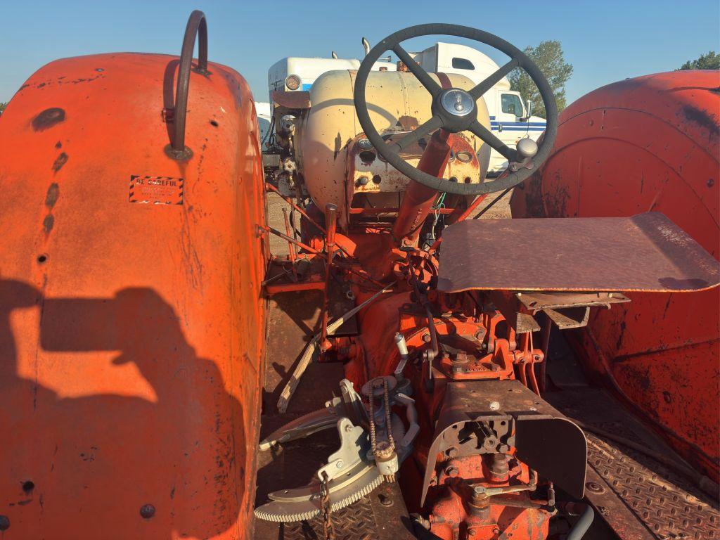 Tractor