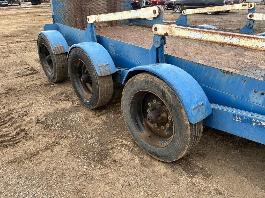 2002  Life Time 5th Wheel  Hydraulic Drop Trailer