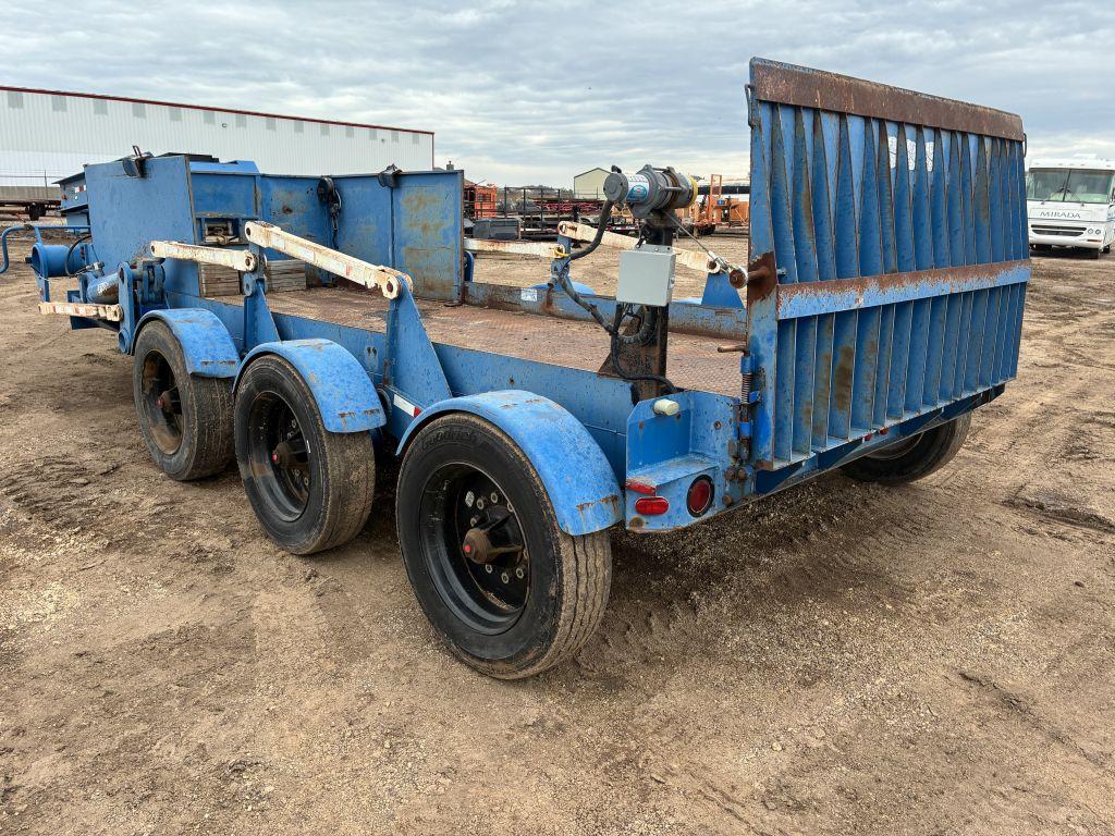 2002  Life Time 5th Wheel  Hydraulic Drop Trailer