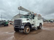 2011  International Harvester  SR525  Truck  Bucket Truck