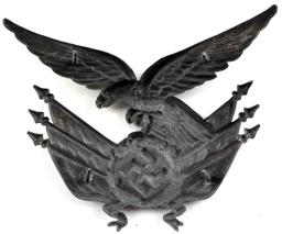 WWII GERMAN LUFTWAFFE GORGET CENTER EAGLE
