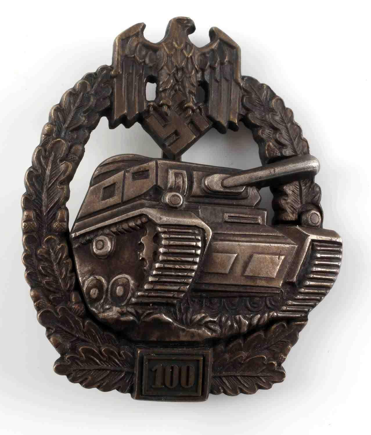 WWII GERMAN THIRD REICH PANZER ASSAULT TANK BADGE