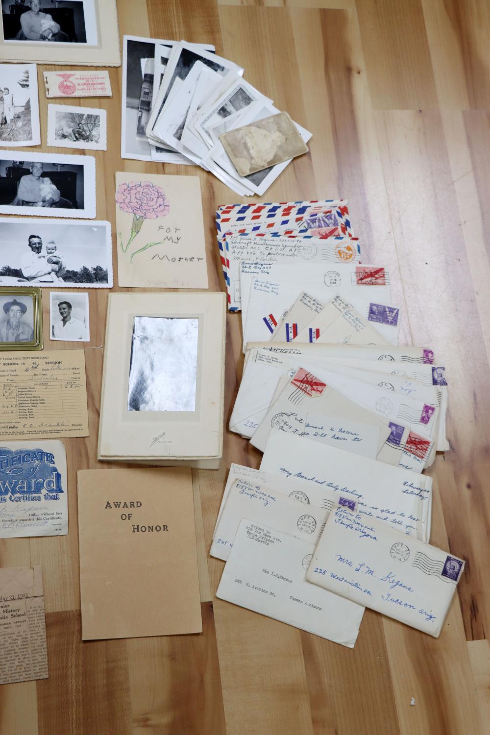 WWII US MILITARY SOLDIER ARCHIVE LETTERS