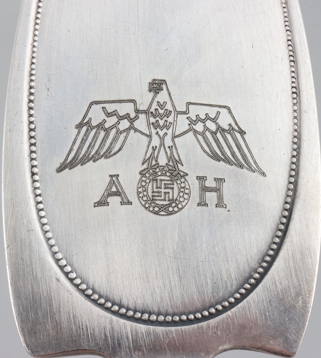 WWII GERMAN THIRD REICH ADOLF HITLER CAKE SERVER