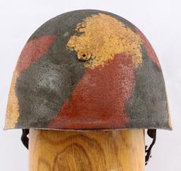 WWII ITALIAN ARMY M33 CAMO COMBAT HELMET W LINER