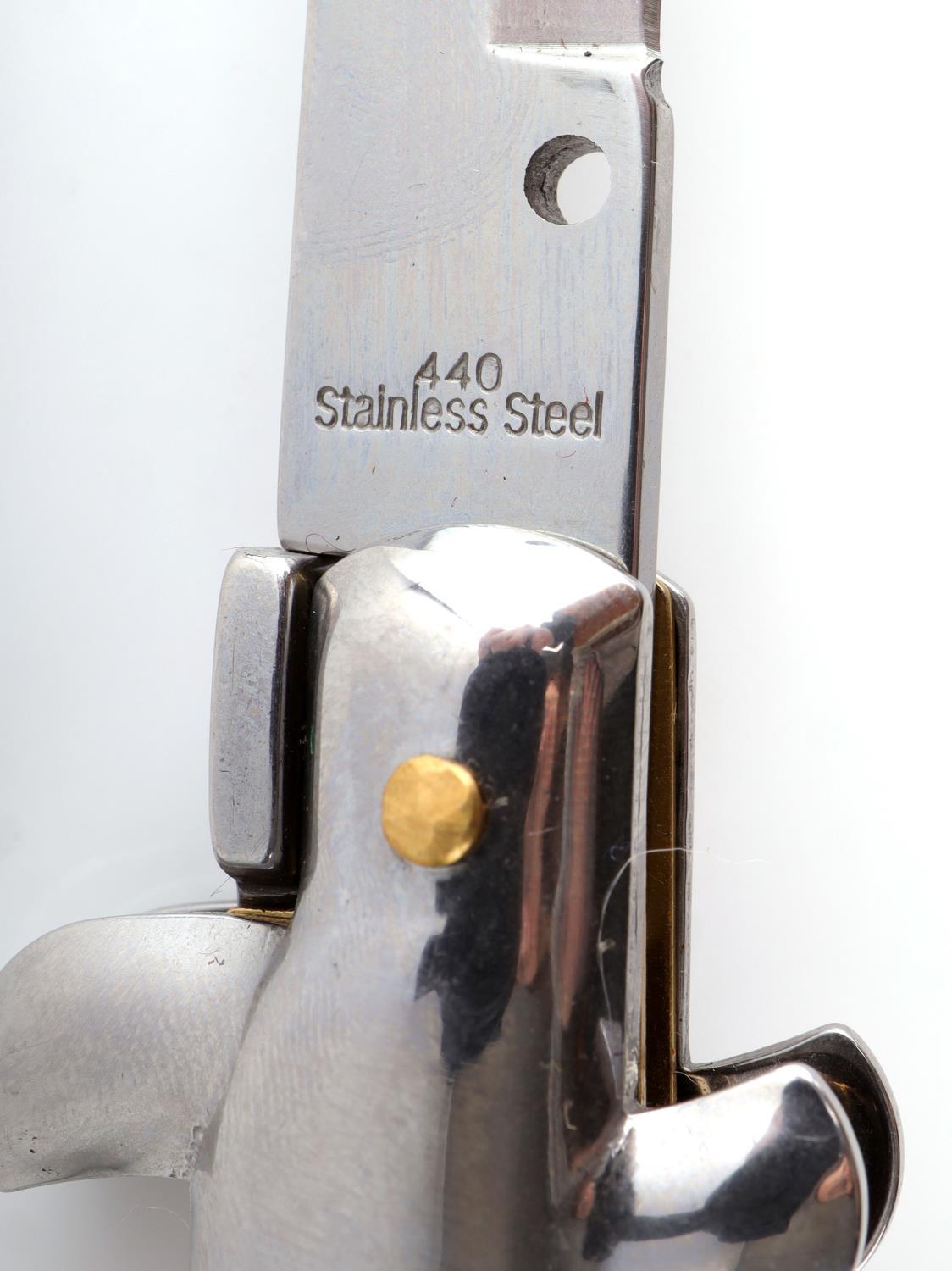 STILETTO SWITCH BLADE ASSISTED KNIFE