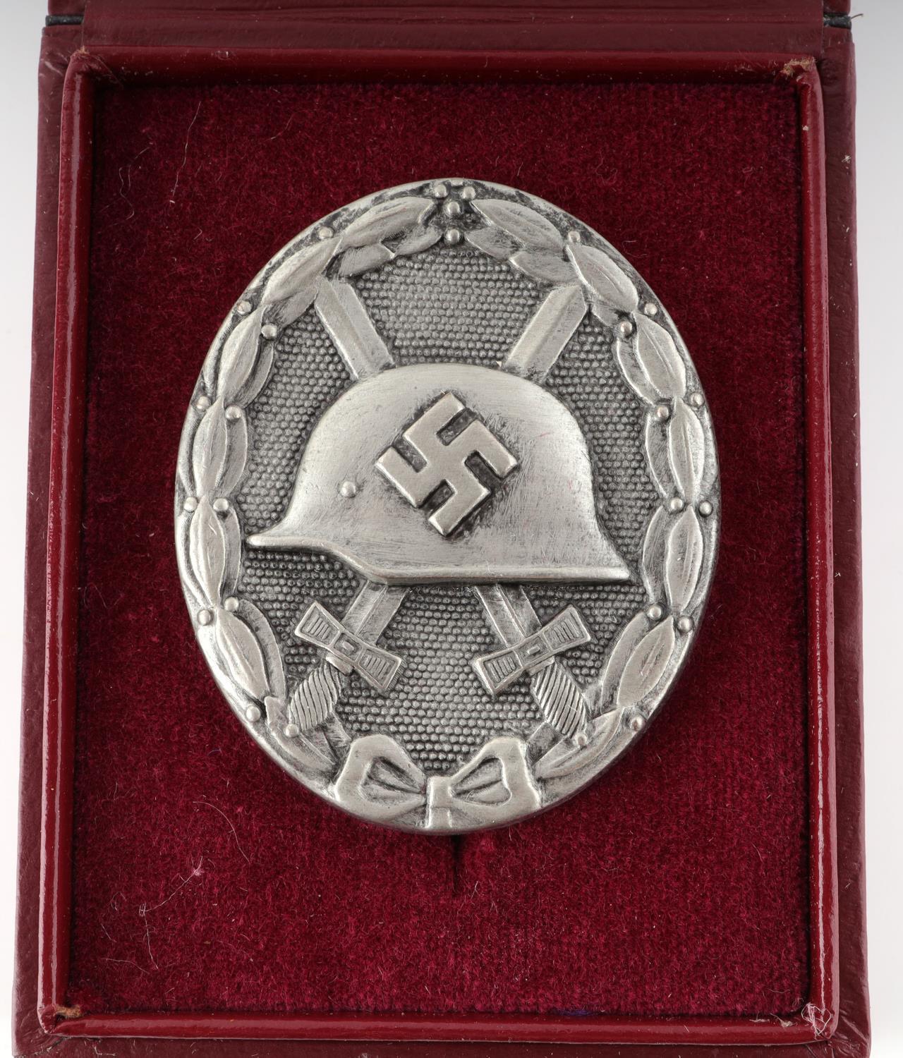 WWII GERMAN THIRD REICH SILVER WOUND BADGE
