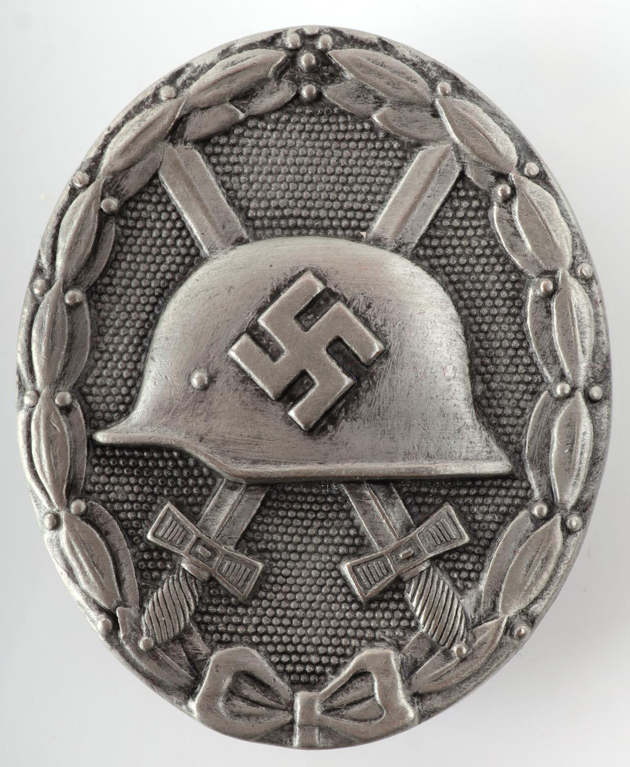 WWII GERMAN THIRD REICH SILVER WOUND BADGE