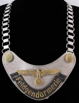 WWII GERMAN THIRD REICH FELDGENDARMERIE GORGET