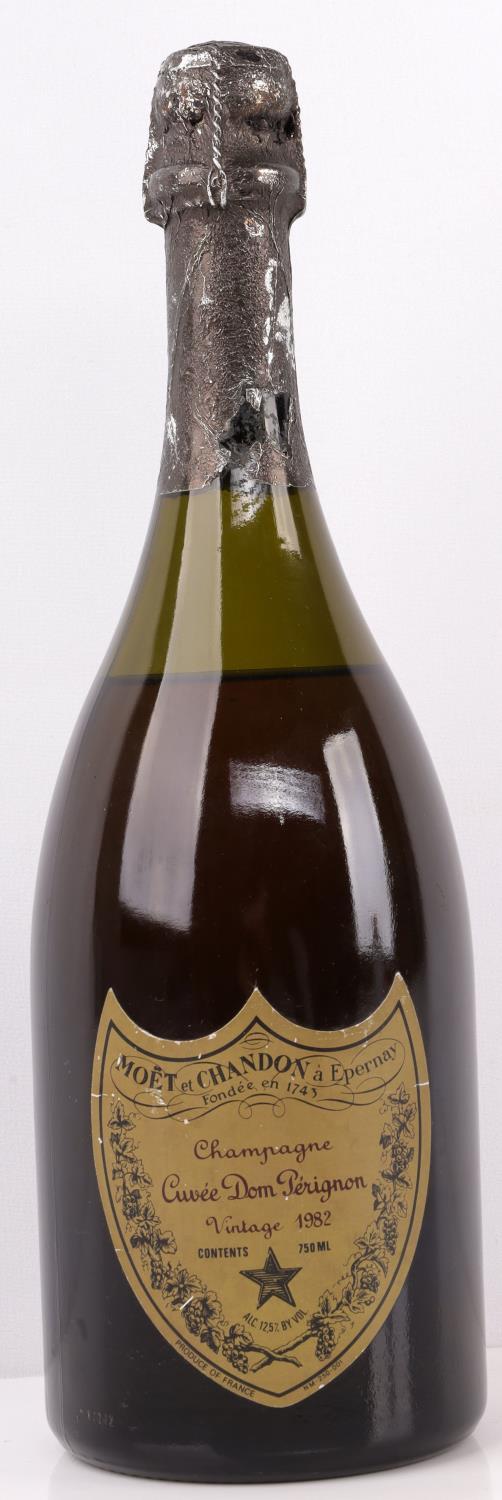 MOET ET CHANDON CUVEE DOM PERIGNON VINTAGE 1982