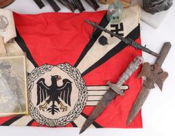 WWII GERMAN MILITARY COLLECTIBLES LOT