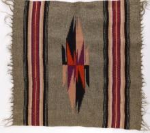 CONTEMPORARY NATIVE AMERICAN NAVAJO RUG