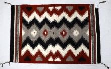 NATIVE AMERICAN NAVAJO RUG WITH GEOMETRIC DESIGN