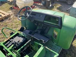 John Deere Gator 4x2