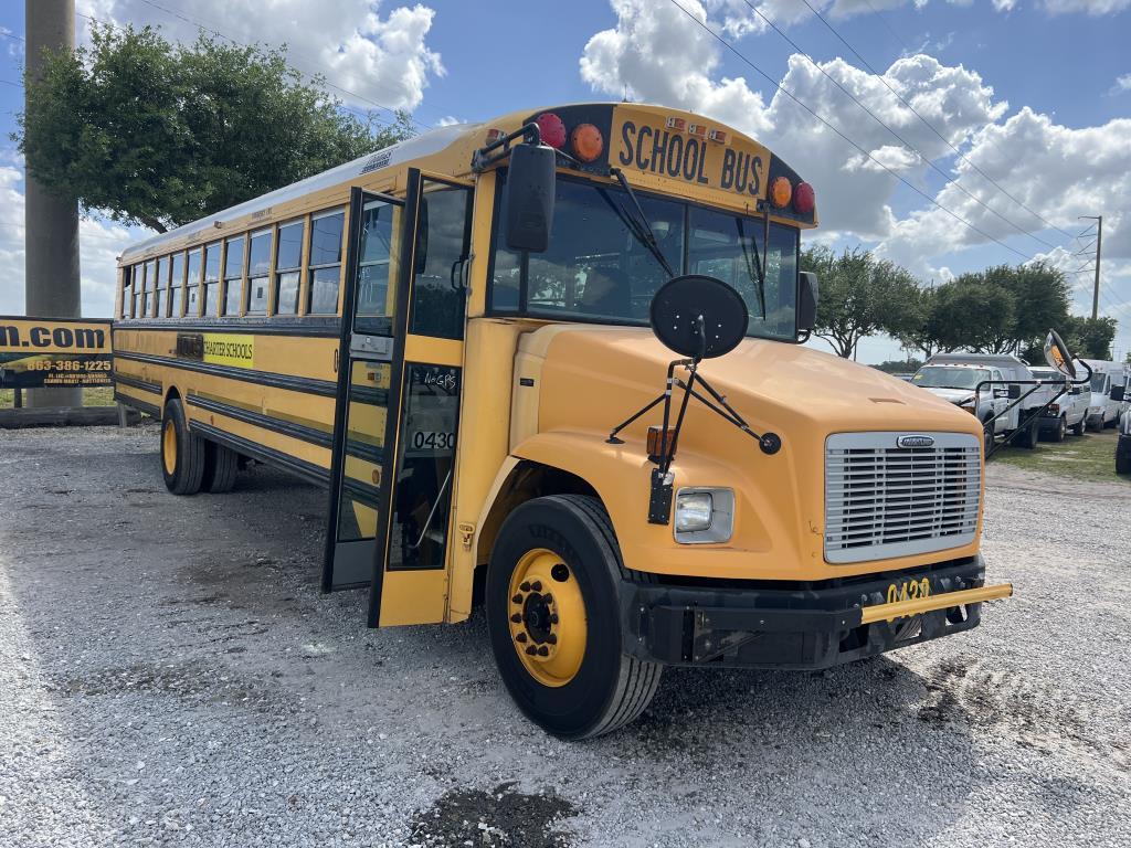 2004 Freightliner Bus W/t R/k