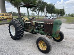 John Deere 2640 Tractor