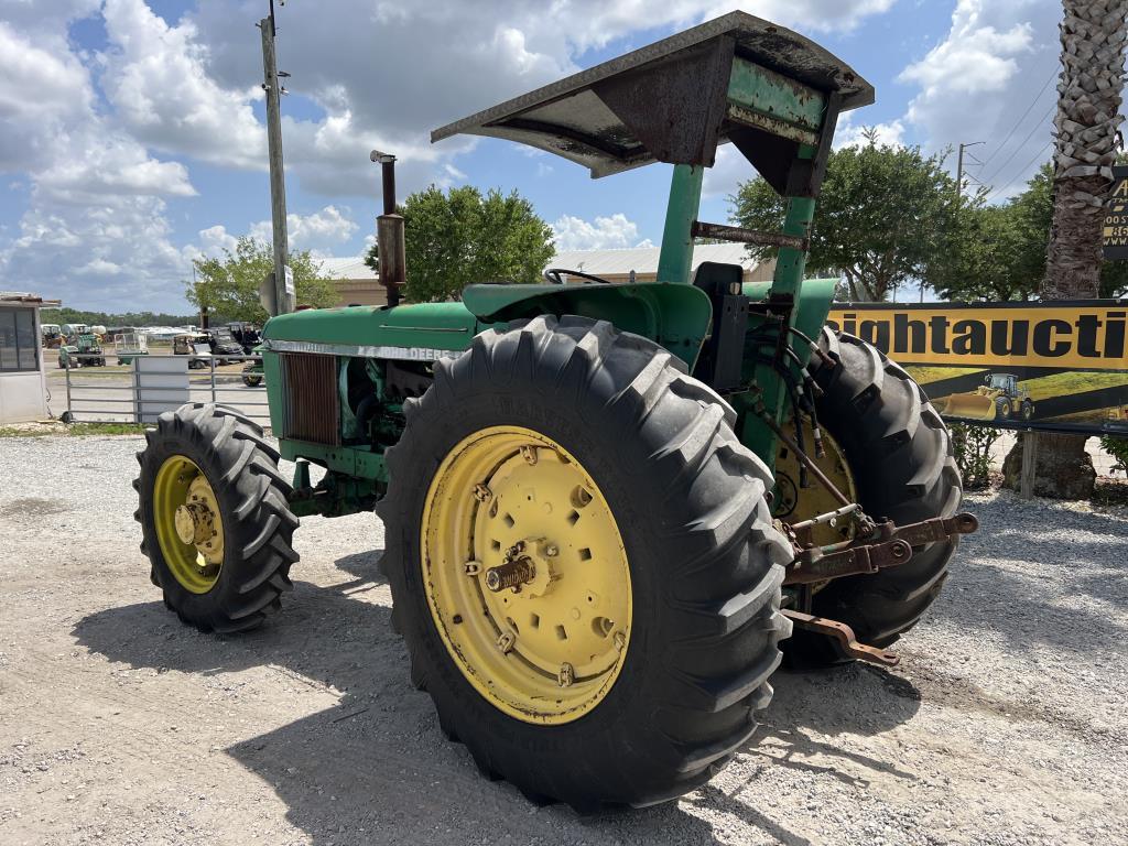 JOHN DEERE 2950 TRACTOR R/K