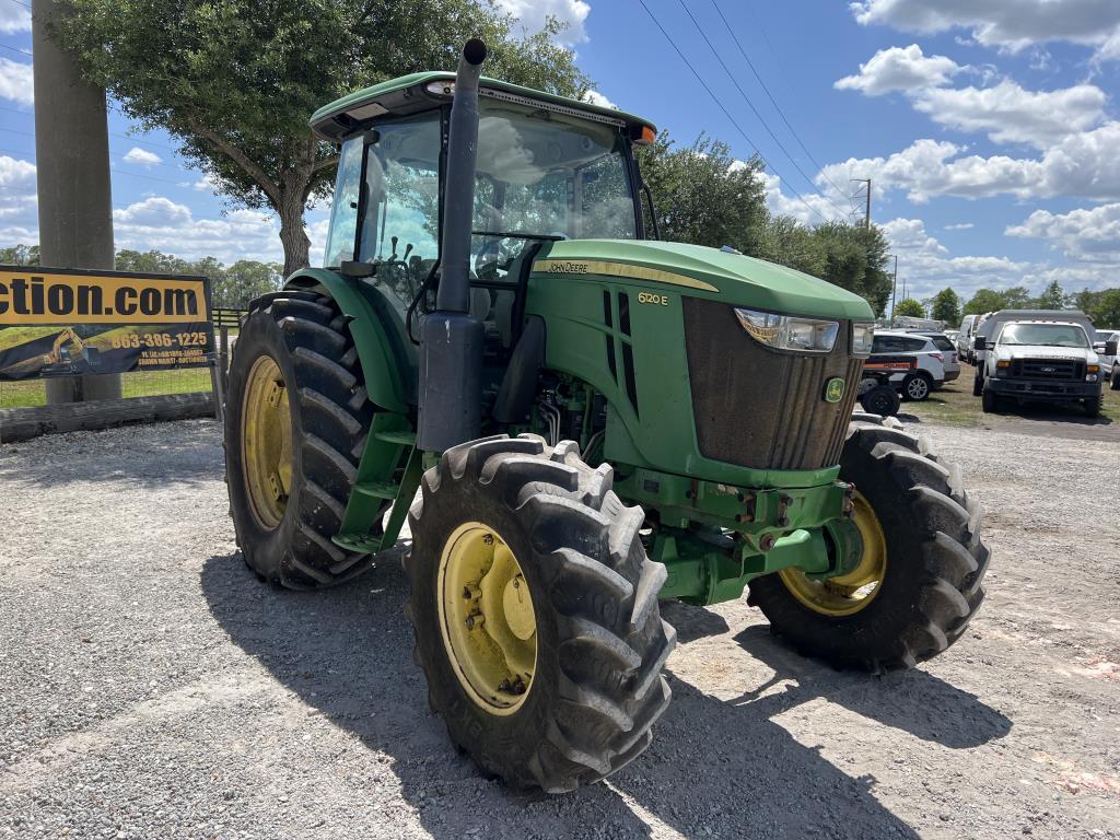 JOHN DEERE 6120E TRACTOR