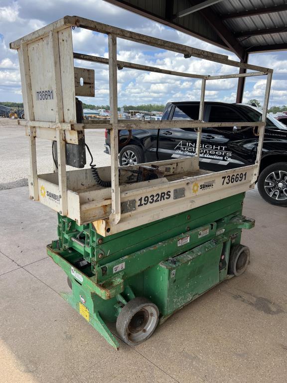 2015 JLG 1932RS ELECTRIC SCISSOR LIFT R/K