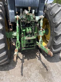 John Deere 7230 Tractor