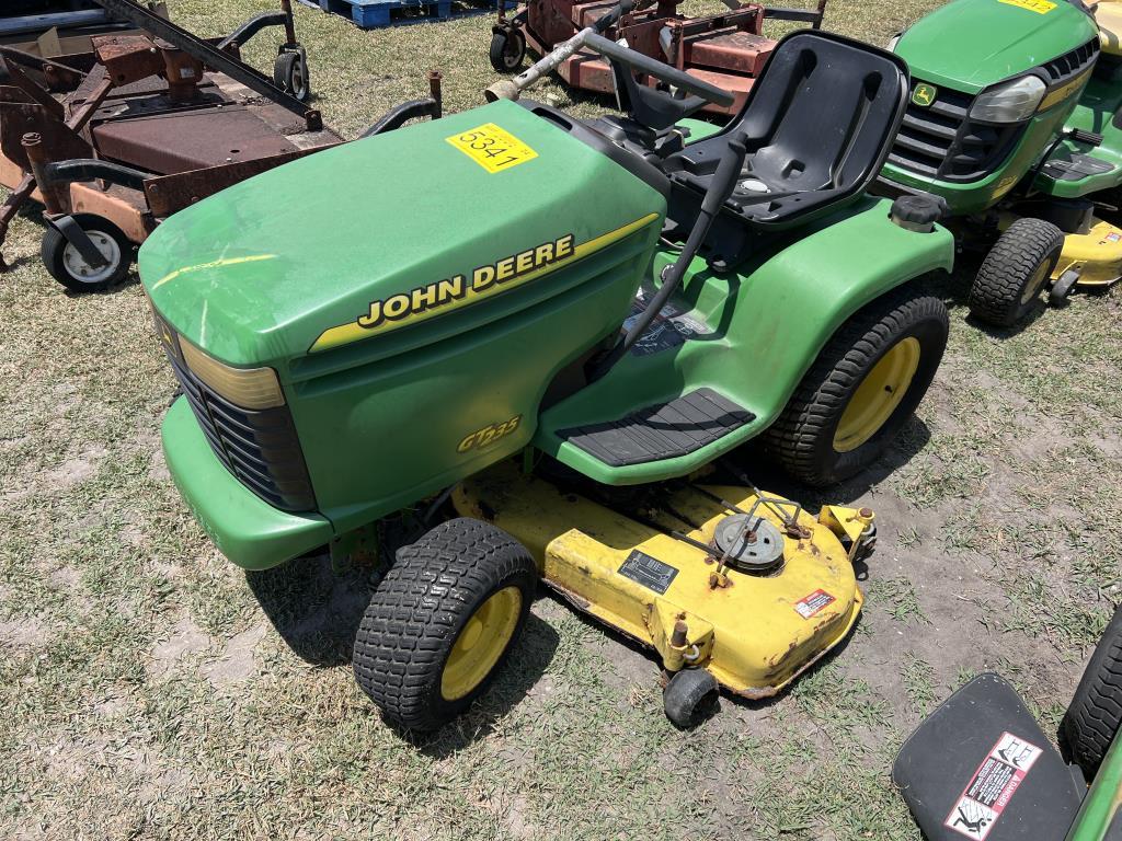 JOHN DEERE GT235 RIDING MOWER