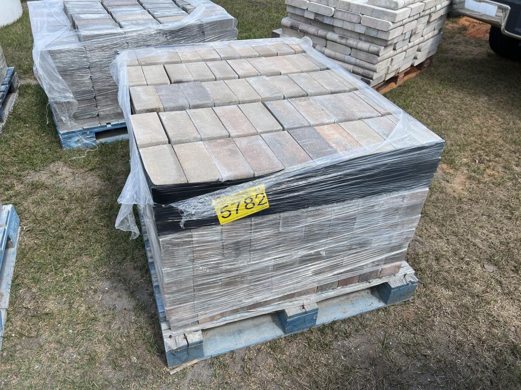 PALLET OF BRICK PAVERS