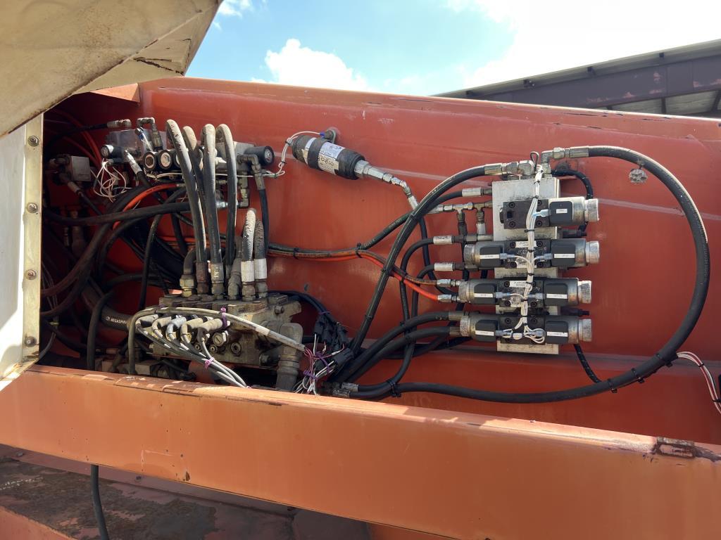 SNORKEL TB120 4x4 TELESCOPIC BOOM LIFT
