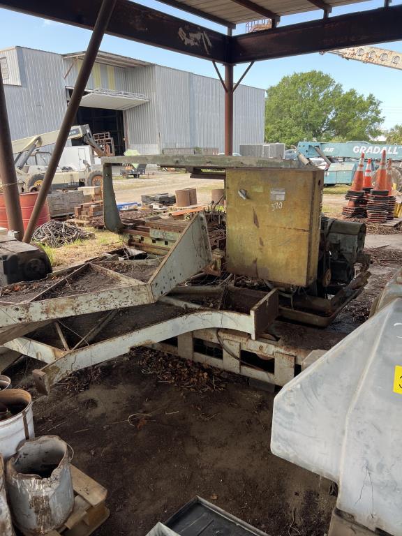 LARGE LOT OF SCRAP INDUSTRIAL MACHINES