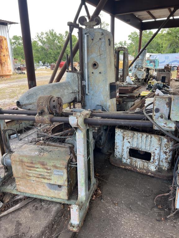 LARGE LOT OF SCRAP INDUSTRIAL MACHINES