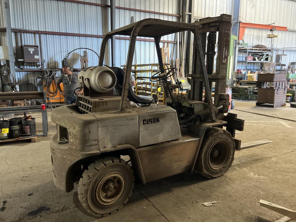 CLARK C500Y60 PNEUMATIC TIRE FORKLIFT