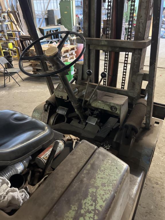 CLARK C500Y60 PNEUMATIC TIRE FORKLIFT