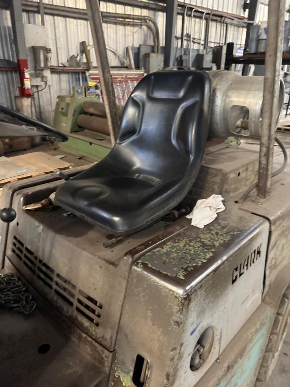 CLARK C500Y60 PNEUMATIC TIRE FORKLIFT