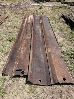 LOT OF STEEL SHEET PILE