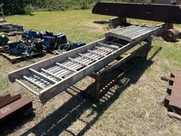 10FT STEEL RACK & SCRAP