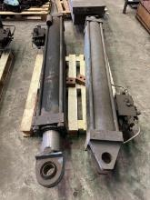 (2) LARGE HYDRAULIC CYLINDERS