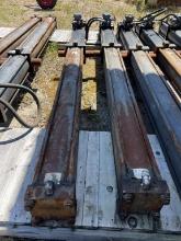 (2) LARGE HYDRAULIC CYLINDERS