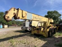 HYSTER ROUGH TERRAIN CRANE