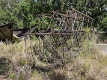 LOT OF LATTICE BOOMS