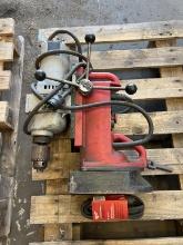 MILWAUKEE 4203 ELECTROMAGNETIC DRILL PRESS