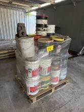 PALLET OF EMPTY BUCKETS