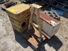 PALLET OF SCRAP TANKS/METAL