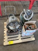 (2) SHOP VACS & 4 GALLON SPRAYER