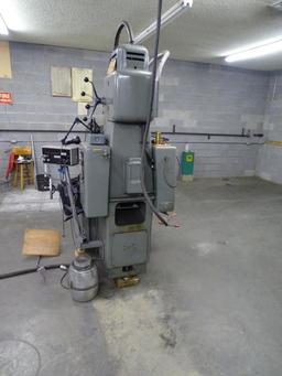 Moore Special Tool Co. Jig Grinder Model No. 3