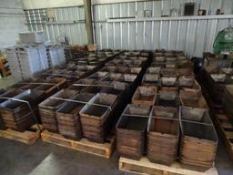 Metal Pans-13 pallets with 100 per pallet