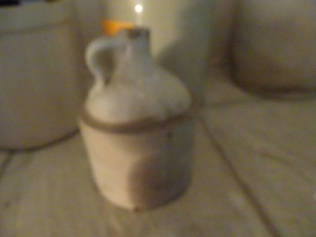 Red Wing Pottery-salt glazed shoulder-type, 1 gallon, Minnesota, small dings