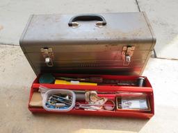 CRAFTSMAN TOOL BOX W /HAND TOOLS